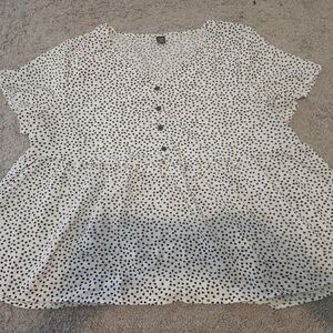 SHEIN Black and White Heart Print Blouse